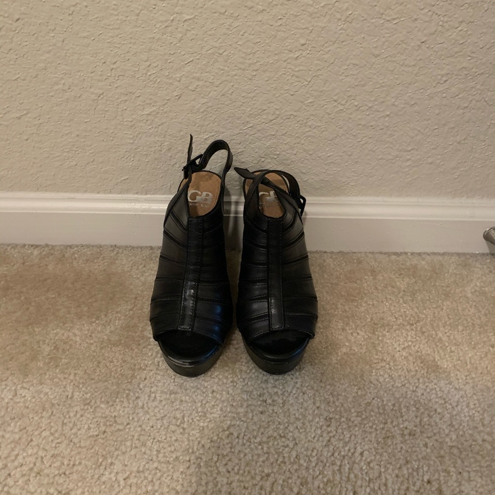 Black Gianna Bing Wedges